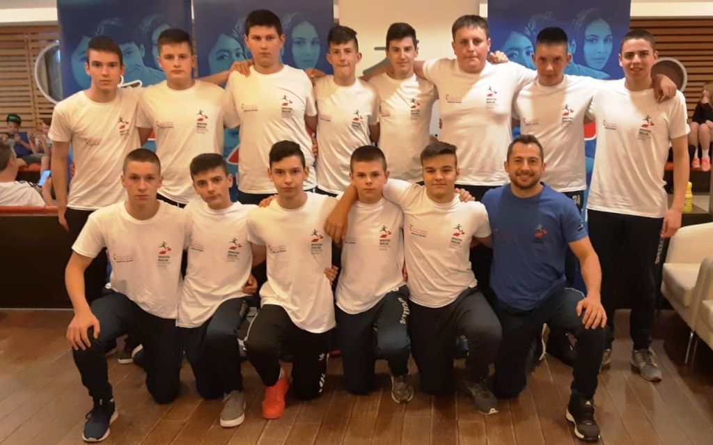 Rukometna ekipa OŠ dr. Jure Turića među 8 najboljih u Hrvatskoj - GS Press