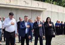 U Udbini otkrivena spomen-ploča za 43 poginula i nestala branitelja HEP-a