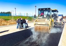 Uređuje se pristupna cesta i parkiralište kod gradskog groblja u Gospiću