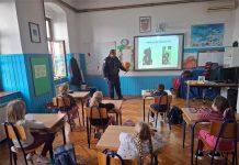 Policija u Karlobagu održala niz predavanja u sklopu akcije „Poštujte naše znakove“