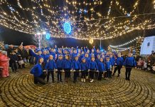 Perušićke mažoretkinje večeras su plesom „pokorile“ Otočac