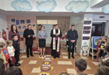 Biskup Marko Medo blagoslovio mališane DV „Pahuljica“ iz Gospića